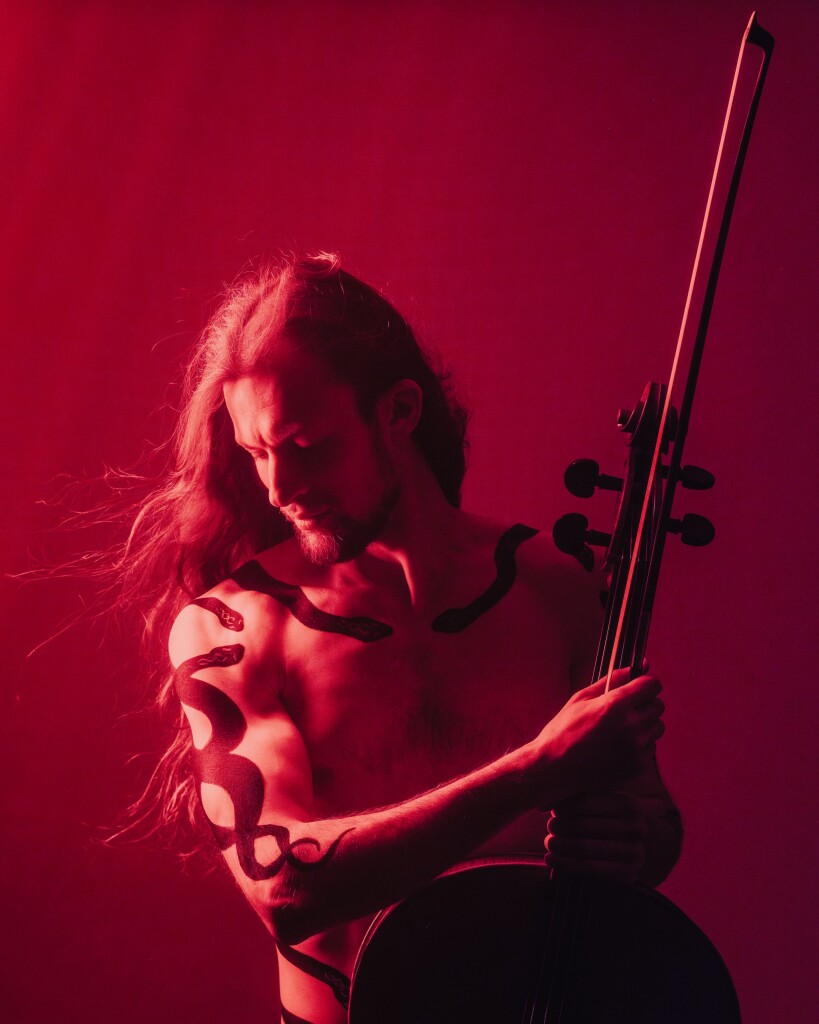 02_RWB_Lifeblood_CurtisPerry_Colour