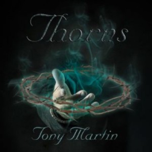 152400-Tony-Martin-Thorns